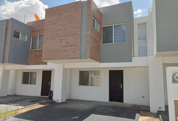 Casa en condominio en  Avenida Atlántico, Aguascalientes, México