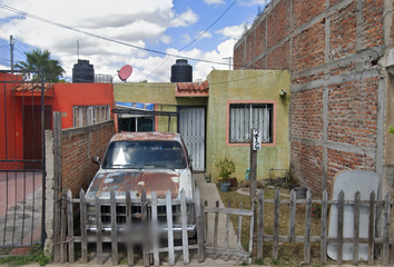 Casa en fraccionamiento en  Avenida Paseo Del Faro 216, Puente Viejo, Paseo Puente Viejo, Jalisco, México
