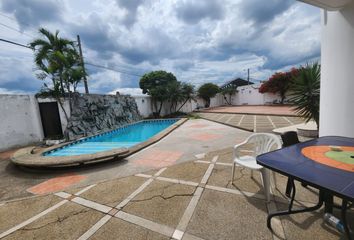 Casa en  Vía A La Costa, Guayaquil, Ecuador