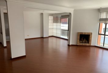 Apartamento en  Calle 125 #18-40 Piso 4, Bogotá, Colombia