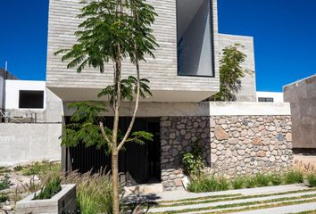 Casa en fraccionamiento en  Cañadas Del Arroyo, Corregidora, Querétaro, México