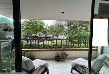 Apartamento en  Ciudad Jardín, Cali