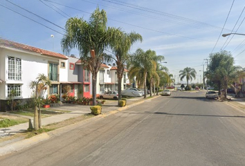 Casa en condominio en  Puerta Del Llano, Av. Ganaderos De Jalisco, Puerta Del Llano, Zapopan, Jalisco, México