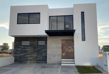 Casa en  Valle De Juriquilla Ii, Juriquilla, Querétaro, México