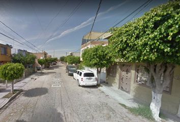 Casa en condominio en  Del Avellano, Los Naranjos, Celaya, Guanajuato, México