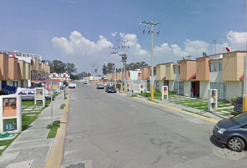 Casa en condominio en  Paseos De Tultepec Norte, Santiago Teyahualco, Estado De México, México