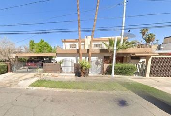 Casa en  Avenida Miguel Negrete 2033, Nueva, Mexicali, Baja California, México