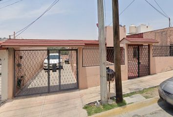 Casa en  C. De Los Pimenteros 31, Mz 025, Cumbres De San Mateo, Naucalpan De Juárez, Estado De México, México
