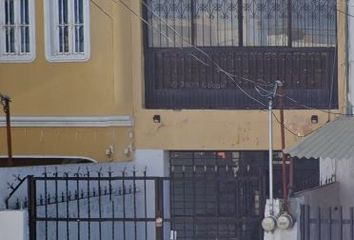 Casa en  Calle Cadiz, Santa Elena Alcalde, Guadalajara, Jalisco, México