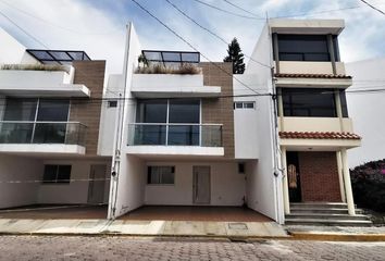 Casa en  C. Del Ambar 4, Arboledas Del Pedregal, Los Héroes Puebla 1° Sección, Puebla, Puebla, México