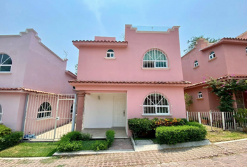 Casa en condominio en  Yucatán Carr. Acatlipa-tezoyuca 18, Granjas Merida, 62585 Temixco, Mor., México