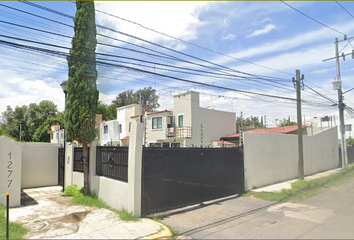 Casa en fraccionamiento en  Paseo San Carlos 1277, Valle Real, Zapopan, Jalisco, México