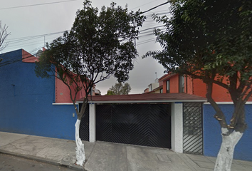 Casa en fraccionamiento en  Gral. Francisco Sarabia 200, San Juan Tlihuaca, 02400 Ciudad De México, Cdmx, México