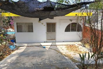 Casa en  Miscelánea, Calle Armando León Bejarano, Iztaccíhuatl, Cuautla, Morelos, 62743, Mex