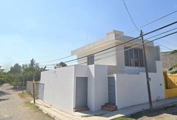 Casa en  República De Belice, Las Torres, Colima, México