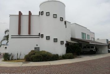 Casa en  Cumbres Del Lago, Santiago De Querétaro, Querétaro, México