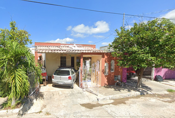 Casa en  Calle 35ᴬ, Polígono 108, Mérida, Yucatán, México