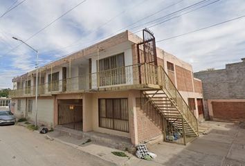 Casa en fraccionamiento en  P.º Del Lazo 399, Residencial La Hacienda, 27276 Torreón, Coah., México