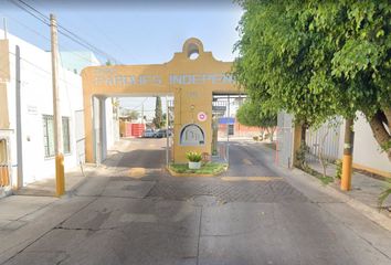 Casa en  Melpómene, Lomas De Independencia, Guadalajara, Jalisco, México