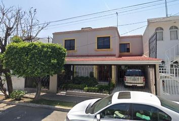 Casa en  Calle Isla Madeira, Jardines De La Cruz, Guadalajara, Jalisco, México