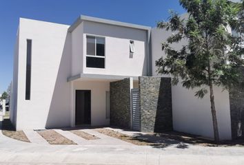 Casa en condominio en  Circuito Castilla Y León, San Luis Potosí, 78423, Mex