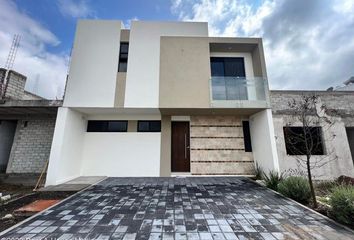Casa en fraccionamiento en  Paseo Cañada Del Arroyo, Corregidora, Querétaro, 76922, Mex