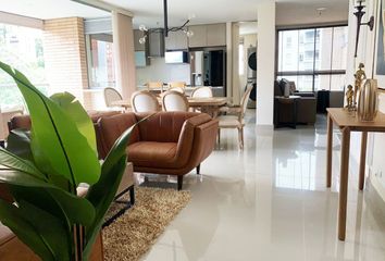 Apartamento en  Poblado, Medellín