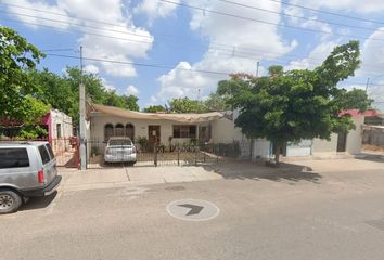 Casa en  C. Constituyente J. Natividad Macías, Díaz Ordaz, 80180 Culiacán Rosales, Sin., México