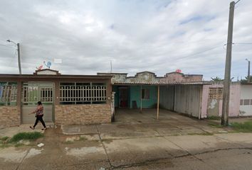 Casa en  Ciudad Olmeca, Coatzacoalcos, Veracruz De Ignacio De La Llave, México