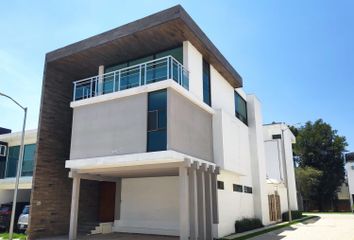 Casa en  Avenida 38 Oriente, Fraccionamiento Bosque San Diego, San Pedro Cholula, Puebla, 72760, Mex