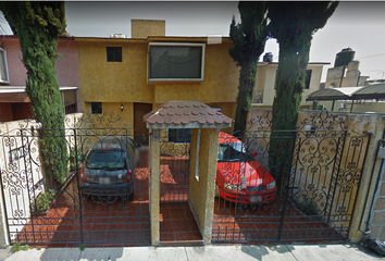 Casa en  Fraccionamiento Viveros De La Loma, Tlalnepantla De Baz