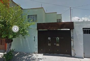 Casa en  Zona De Oro, Celaya, Guanajuato, México