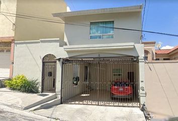 Casa en  Columbia, Cumbres 6o. Sector Sección C, Monterrey, Nuevo León, México