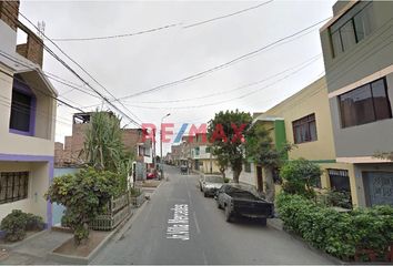 Local comercial en  Iei La Villa De San Jose, Calle María Parado De Bellido, As. San Jose Parque Bajo, Santiago De Surco, Lima, 15063, Per