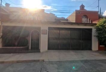 Casa en fraccionamiento en  Ecuador, Las Américas, Morelia, Michoacán, México