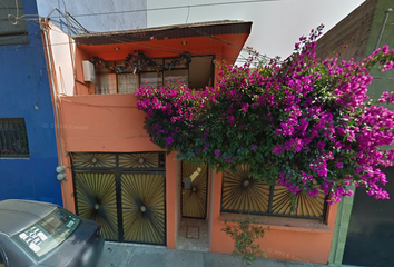 Casa en  3 De Mayo 39, San Juan Xalpa, 09850 Ciudad De México, Cdmx, México
