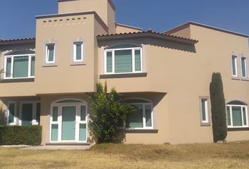 Casa en condominio en  Los Arces Residencial, Paseo San Isidro Mz 028, Santiaguito, Metepec, Estado De México, México