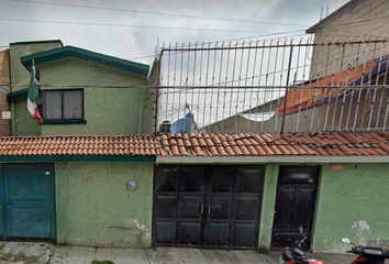 Casa en  Av. Benito Juárez Garcia Sur 1905, Mz 004, Colonia Del Parque, Toluca De Lerdo, Estado De México, México