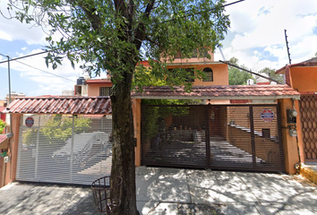 Casa en  Fraccionamiento Viveros De La Loma, Tlalnepantla De Baz