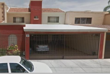 Casa en  Paseo Del Venado 241, Los Viñedos, Torreón, Coahuila De Zaragoza, México
