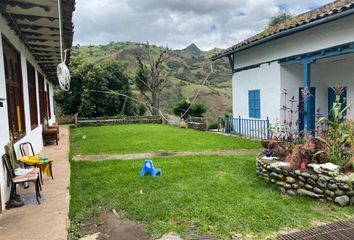 Hacienda-Quinta en  Tomebamba, Paute, Ecuador