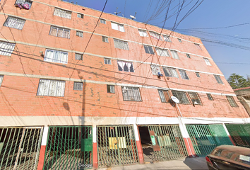 Departamento en  Rosalio Bustamante 181, Zona Urbana Ejidal Santa Martha Acatitla Sur, 09530 Ciudad De México, Cdmx, México