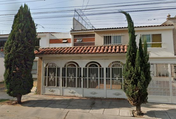 Casa en  José María Marroquí, Col. Jardines Del Nilo, 44860 Guadalajara, Jal., México