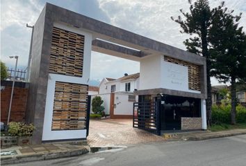 Casa en  Quintas Del Cacique 2, Carrera 49, Bucaramanga, Santander, Colombia