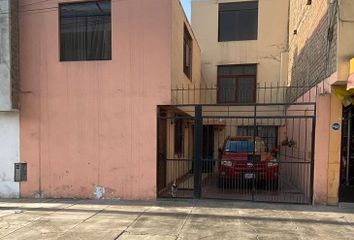 Casa en  Braulio Suarez 357, San Juan Zona A, Lima, Perú