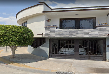 Casa en  Circuito De Los Robles 100, Cumbres Del Sol, Ciudad Satelite, Leon, Guanajuato, México