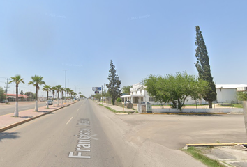 Casa en  Av. Melchor Dávila 1084, Fundadores, Sabinas, Coahuila De Zaragoza, México