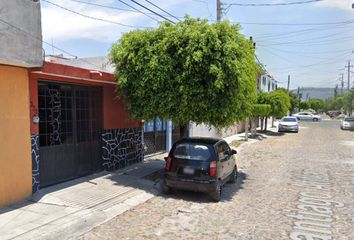 Casa en  Santiago Atitlán 332, Villas De Santiago, Santiago De Querétaro, Querétaro, México