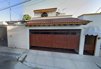 Casa en  Cisnes, Colinas De Santa Barbara, Santa Bárbara, Colima, México