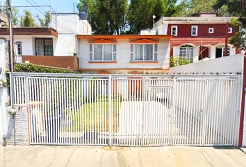 Casa en  Jardines De Santa Mónica, Tlalnepantla De Baz